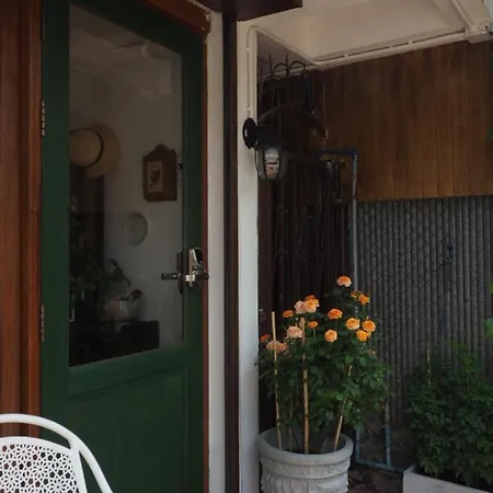 Cozy House In Middle Of Old Town Chiangmai Villa Chiang Mai Exterior photo