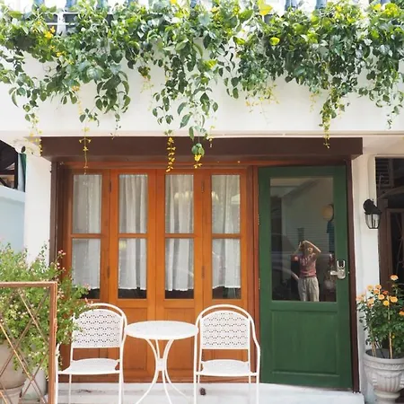 Cozy House In Middle Of Old Town Chiangmai Villa Chiang Mai Exterior photo