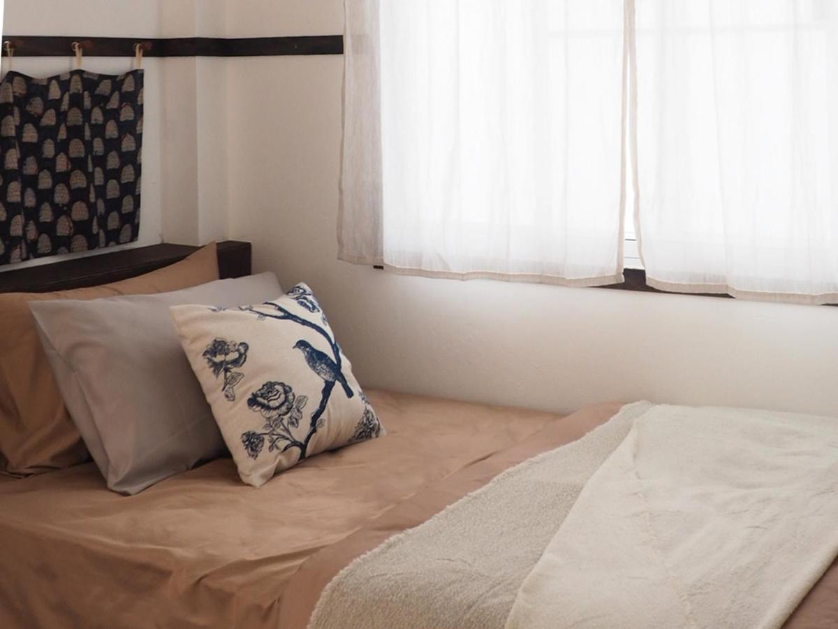 Cozy House In Middle Of Old Town Chiangmai Villa
