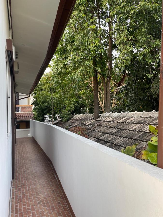 Villa Cozy House In Middle Of Old Town Chiangmai Chiang Mai